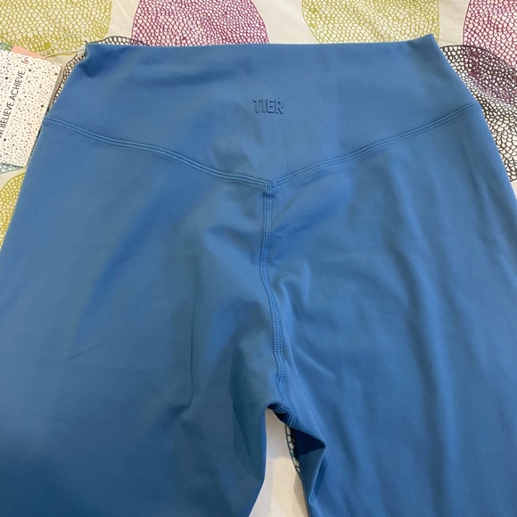 Tier Active Wear Set: Pants: Large Bra extra Large New with tags - Picture 7 of 13